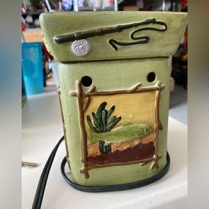Scentsy warmer, perfect for a cabin!